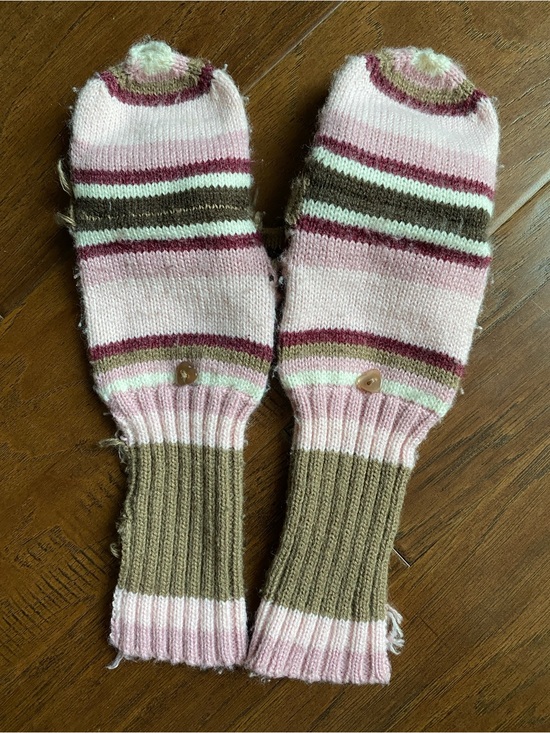 Accessories - Handmade knitted fingerless gloves with button closure pink brown #knitwear